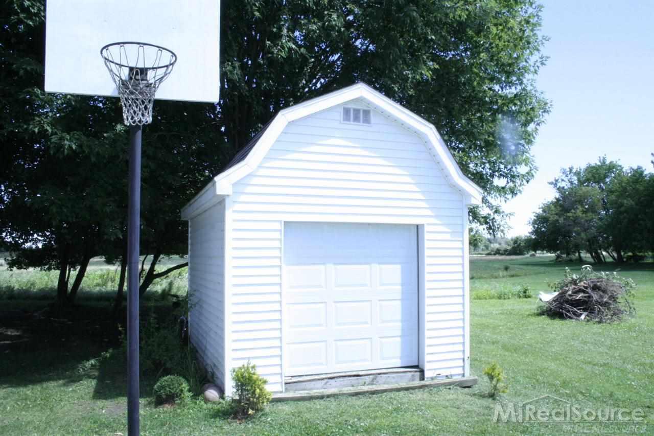 5800 Kilgore Road Avoca, MI 48006 - Photo 7 of 30
