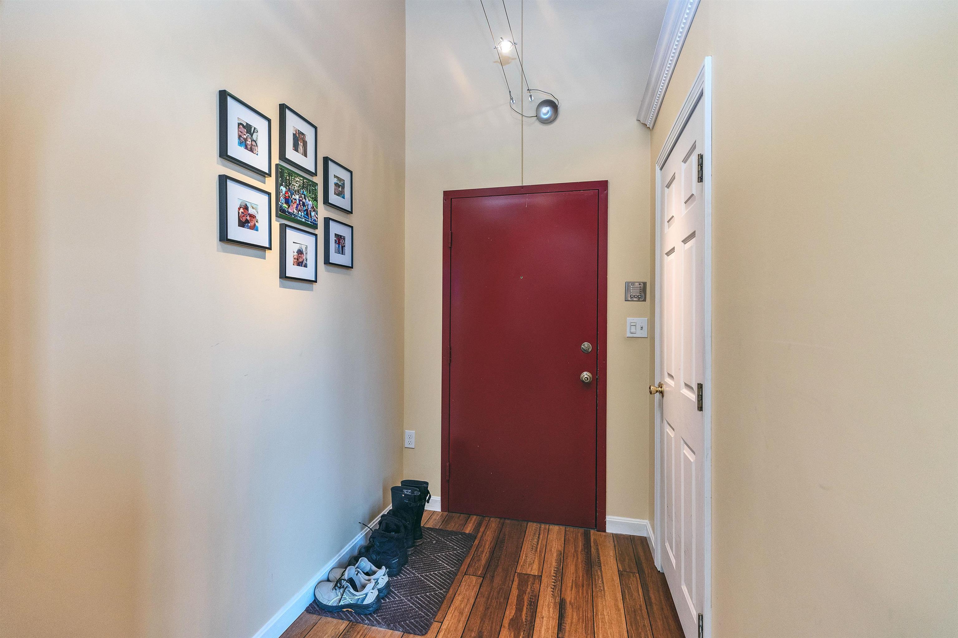 470 Silver Street, Unit 413 Manchester, NH 03103 - Photo 15 of 44