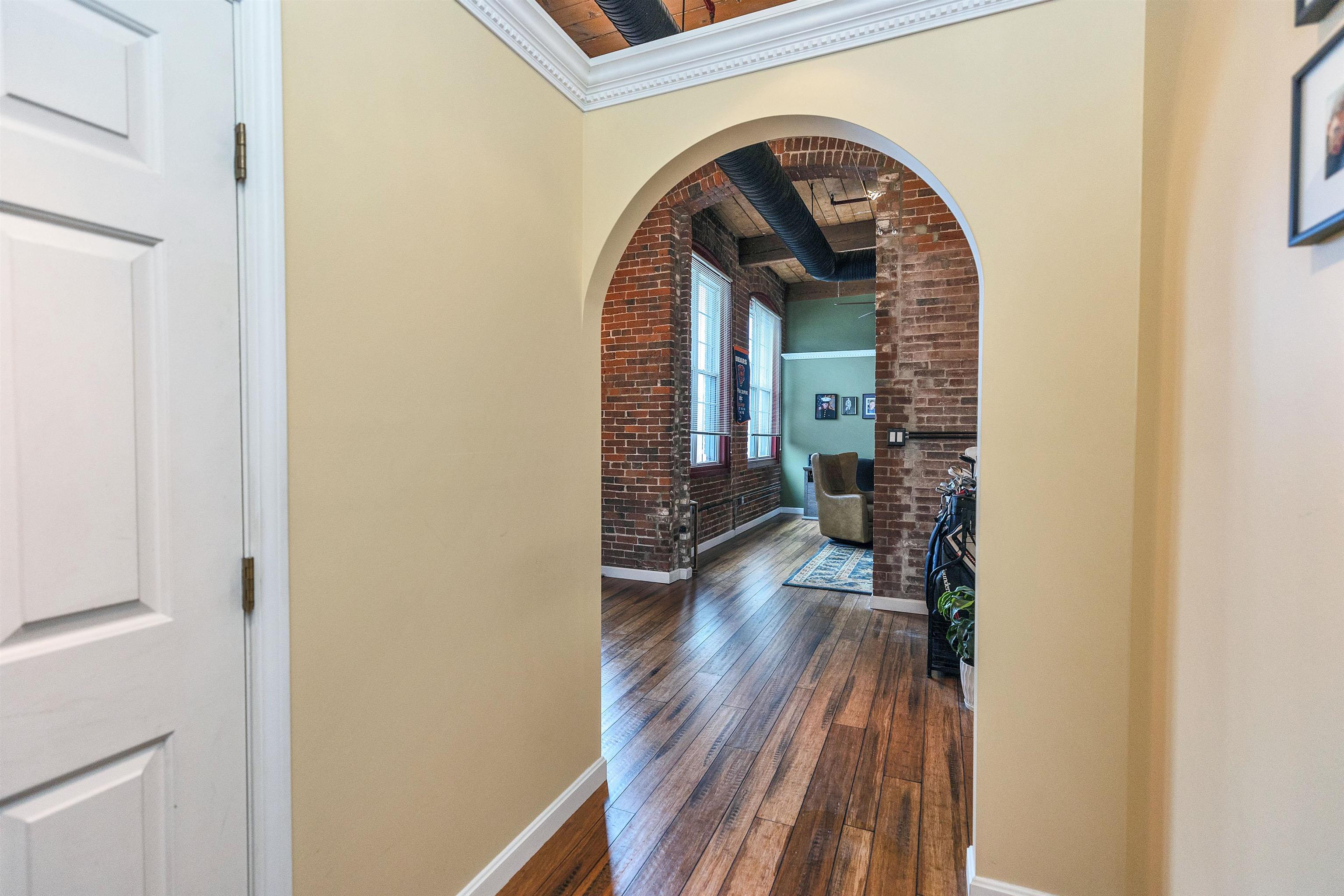 470 Silver Street, Unit 413 Manchester, NH 03103 - Photo 17 of 44