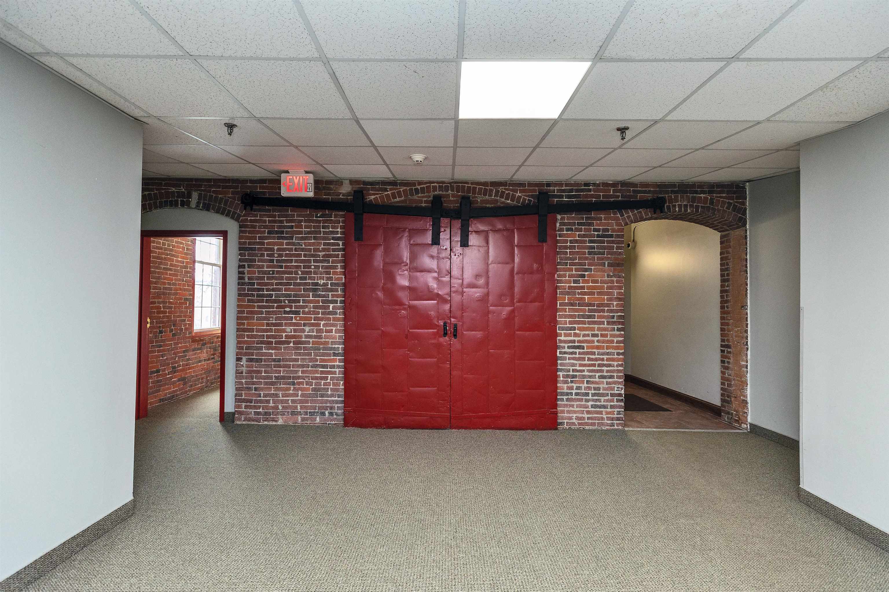 470 Silver Street, Unit 413 Manchester, NH 03103 - Photo 26 of 44