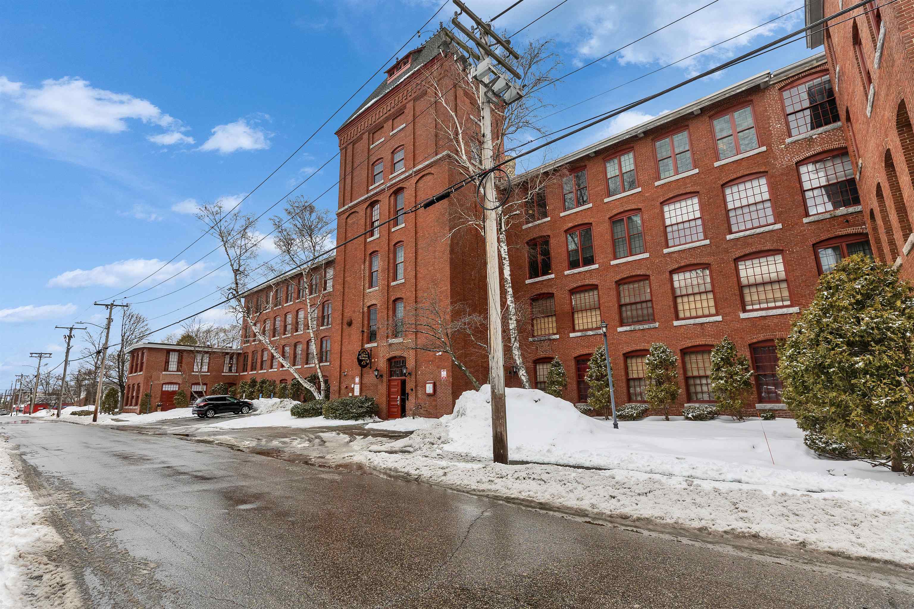 470 Silver Street, Unit 413 Manchester, NH 03103 - Photo 43 of 44