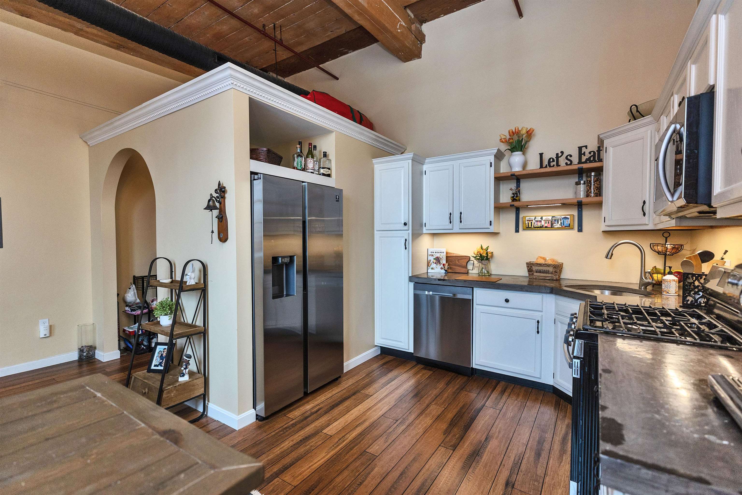 470 Silver Street, Unit 413 Manchester, NH 03103 - Photo 8 of 44