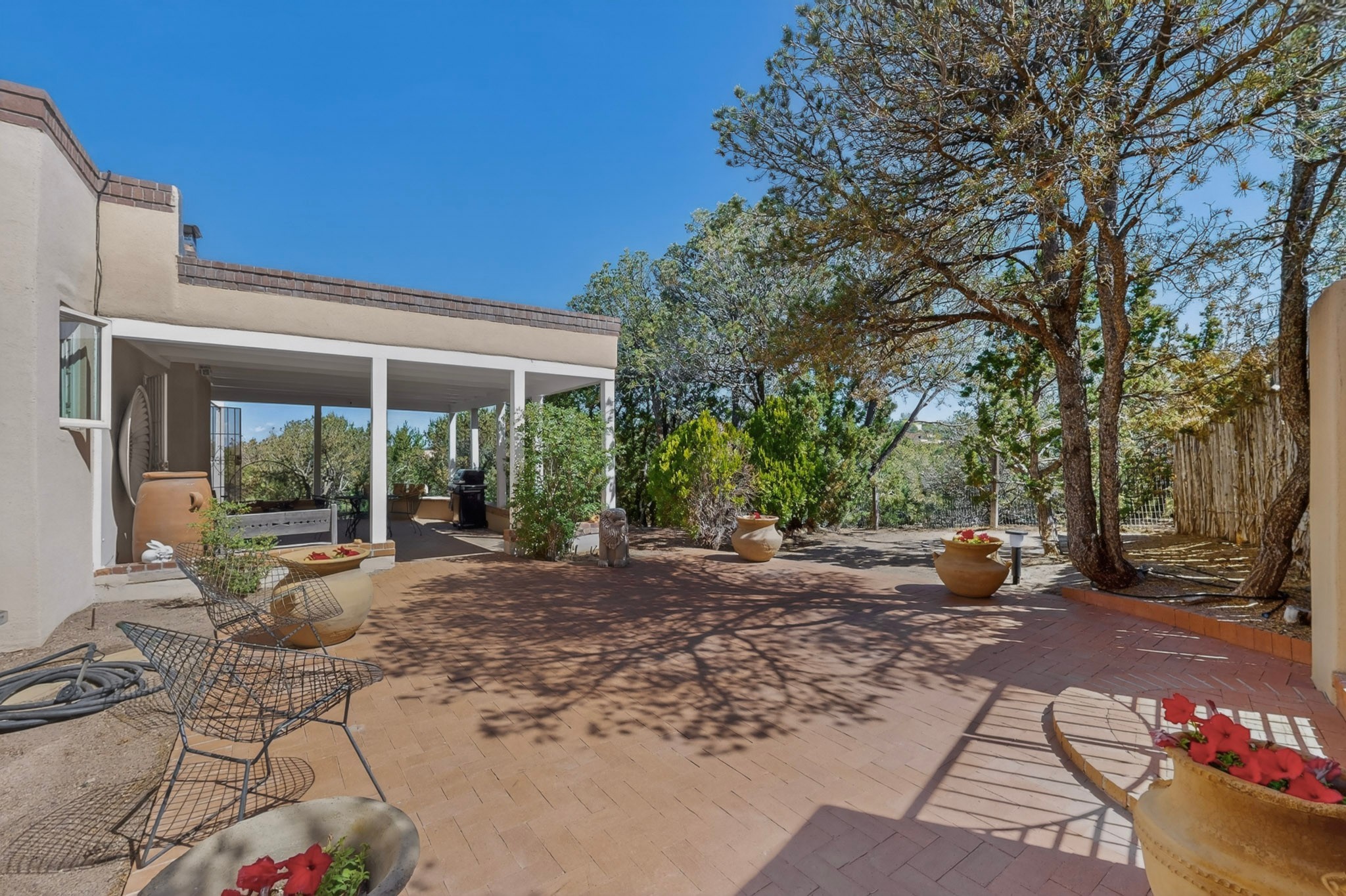 1064 Bishops Lodge Road Santa Fe, NM 87501 - Photo 33 of 40