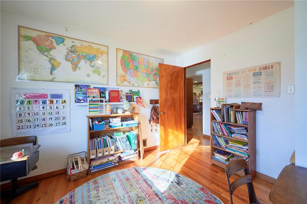 114 Johnetta Road Vandergrift, PA 15690 - Photo 18 of 50