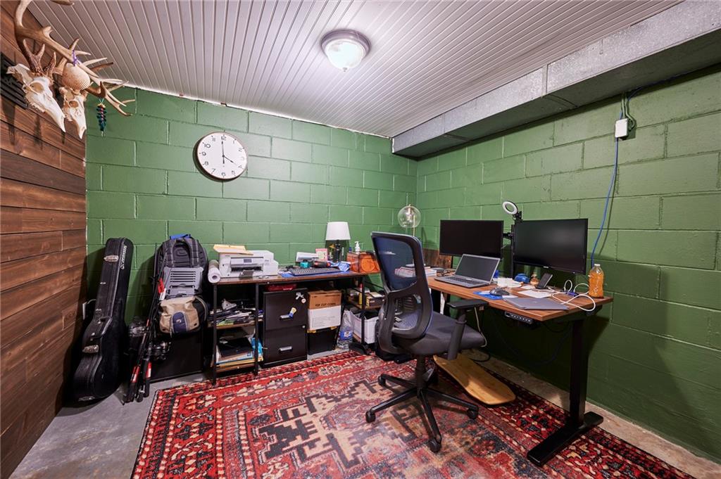 114 Johnetta Road Vandergrift, PA 15690 - Photo 30 of 50