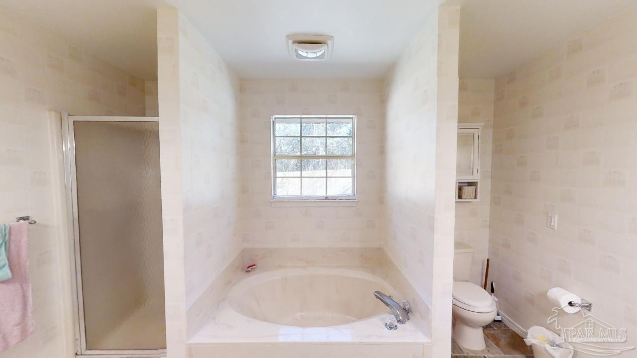 4372 Bayou Ridge Drive Pace, FL 32571 - Photo 11 of 21 Gallery Image 11