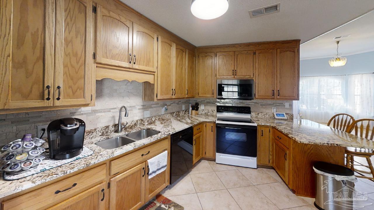 4372 Bayou Ridge Drive Pace, FL 32571 - Photo 6 of 21 Gallery Image 6