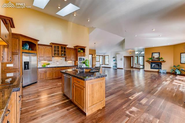4575 Star Ranch Road Colorado Springs, CO 80906 - Photo 11 of 36