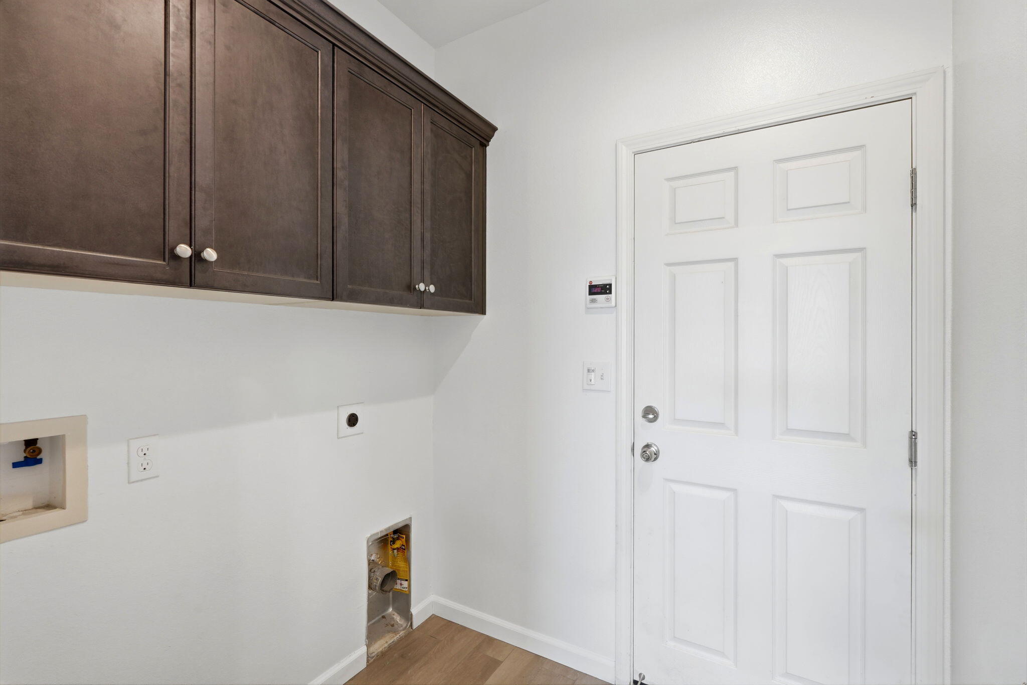 30734 Bellwood Road Visalia, CA 93291 - Photo 21 of 35 28-30734_Bellwood_Rd_027