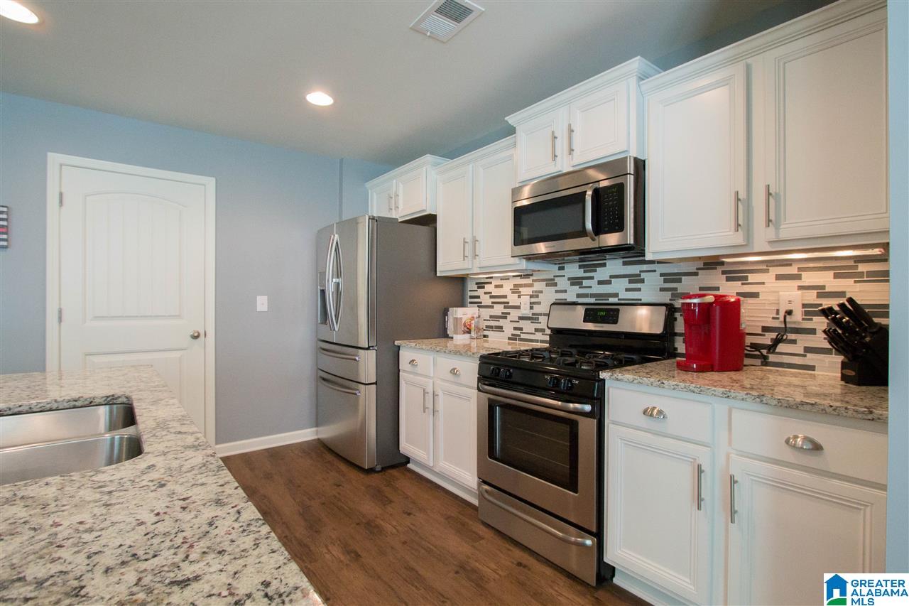 812 Huntington Trace Chelsea, AL 35043 - Photo 10 of 32