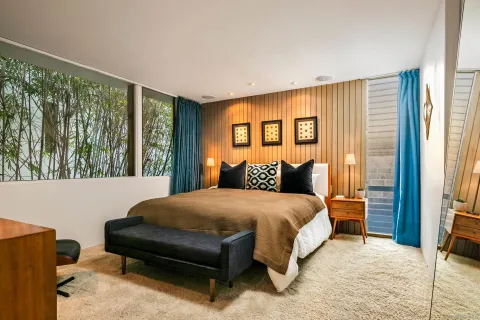 $2,599,000 | 5622 Linda Rosa Avenue, La Jolla, CA 92037