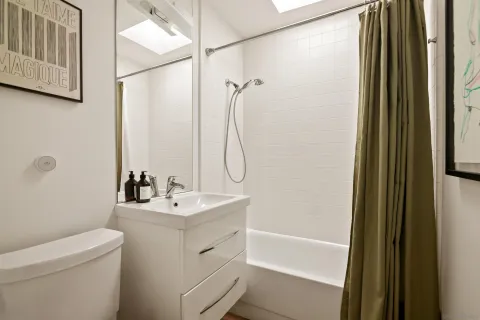 $2,599,000 | 5622 Linda Rosa Avenue, La Jolla, CA 92037