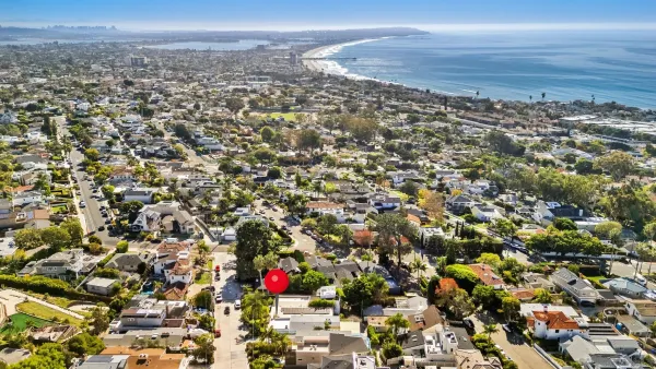 $2,629,000 | 5622 Linda Rosa Avenue, La Jolla, CA 92037
