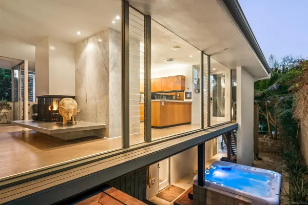 $2,629,000 | 5622 Linda Rosa Avenue, La Jolla, CA 92037
