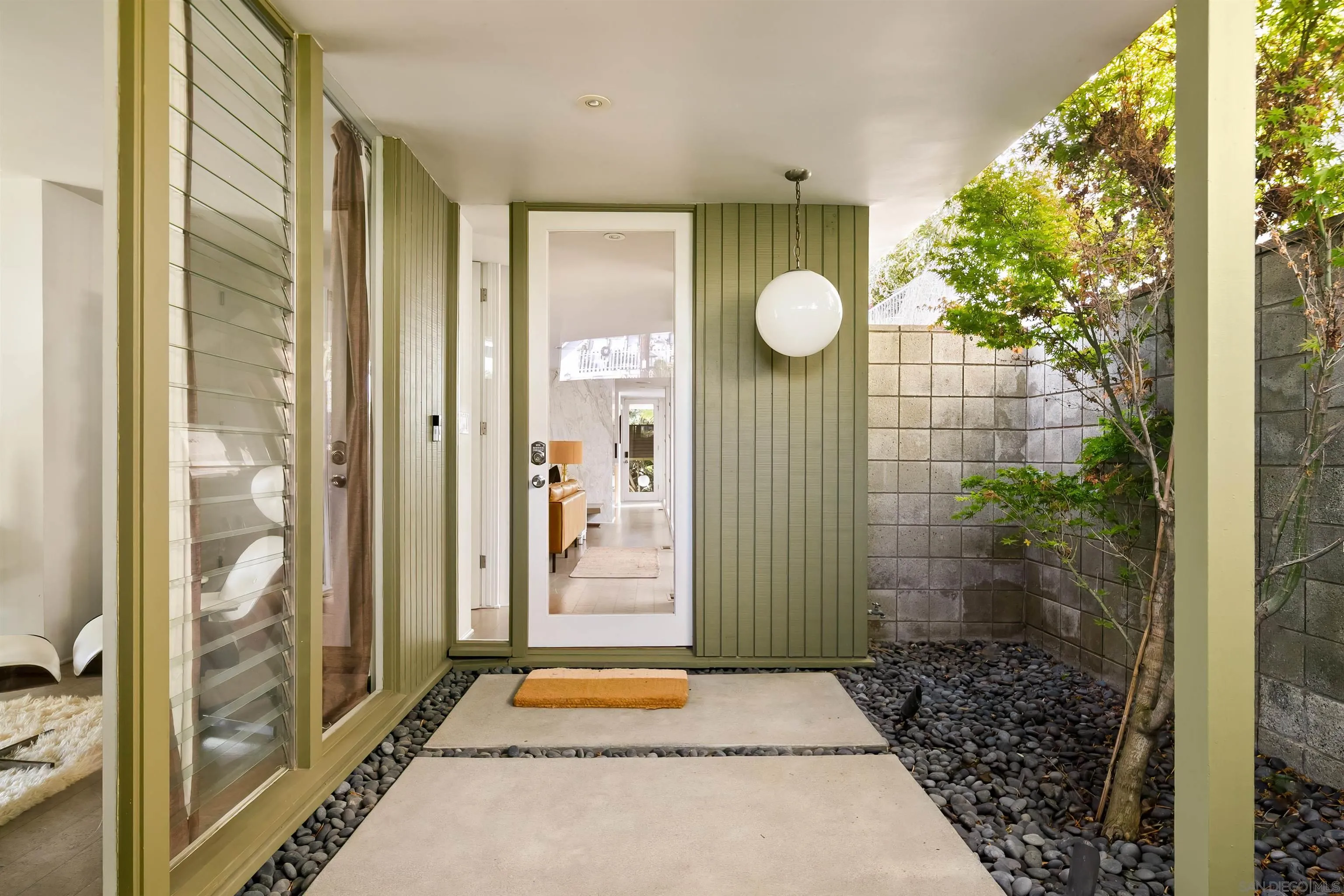 5622 Linda Rosa Avenue La Jolla, CA 92037 - Photo 6 of 41