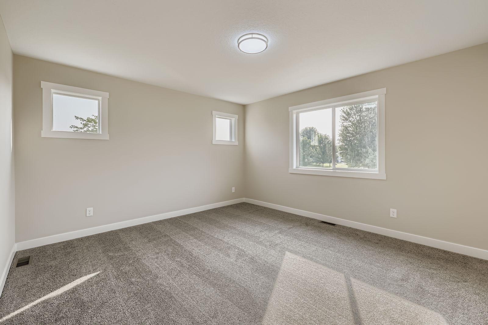 2123 Cleveland Way South Cambridge, MN 55008 - Photo 12 of 27