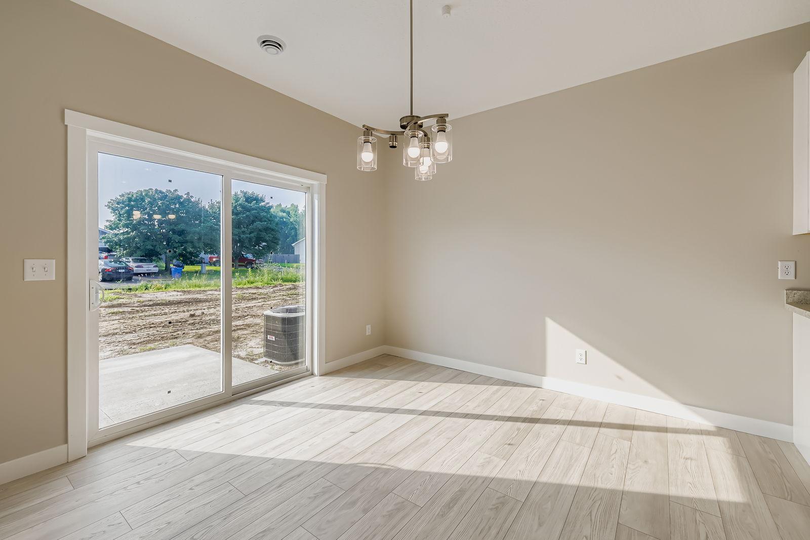 2123 Cleveland Way South Cambridge, MN 55008 - Photo 6 of 27