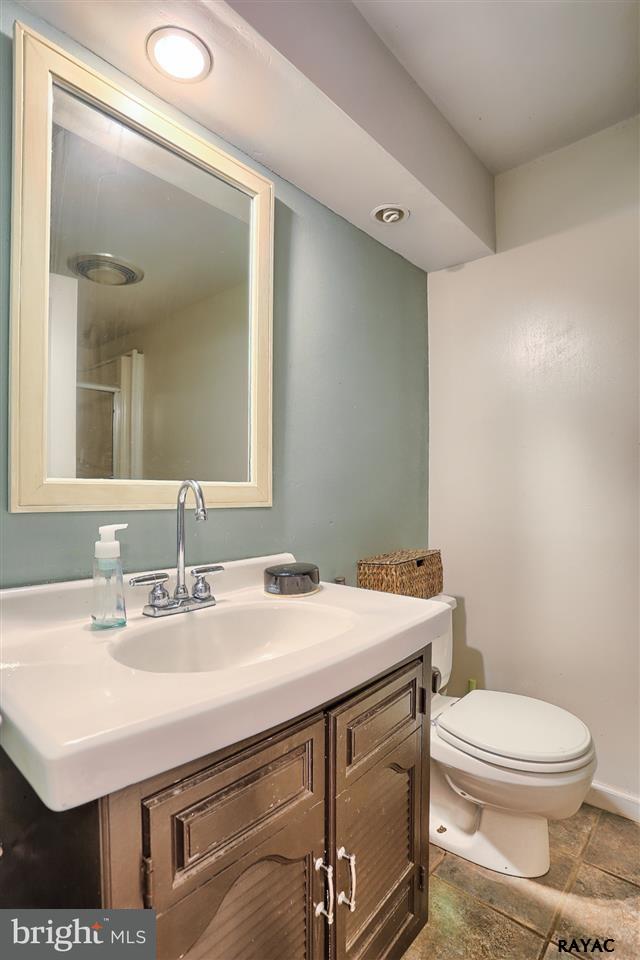 144 Highland Road York, PA 17403 - Photo 22 of 31 Gallery Image 22