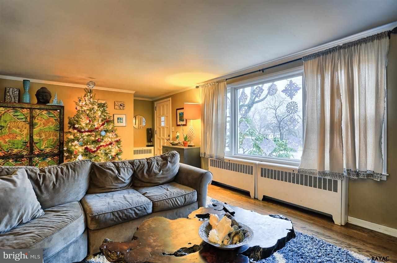 144 Highland Road York, PA 17403 - Photo 5 of 31 Gallery Image 5