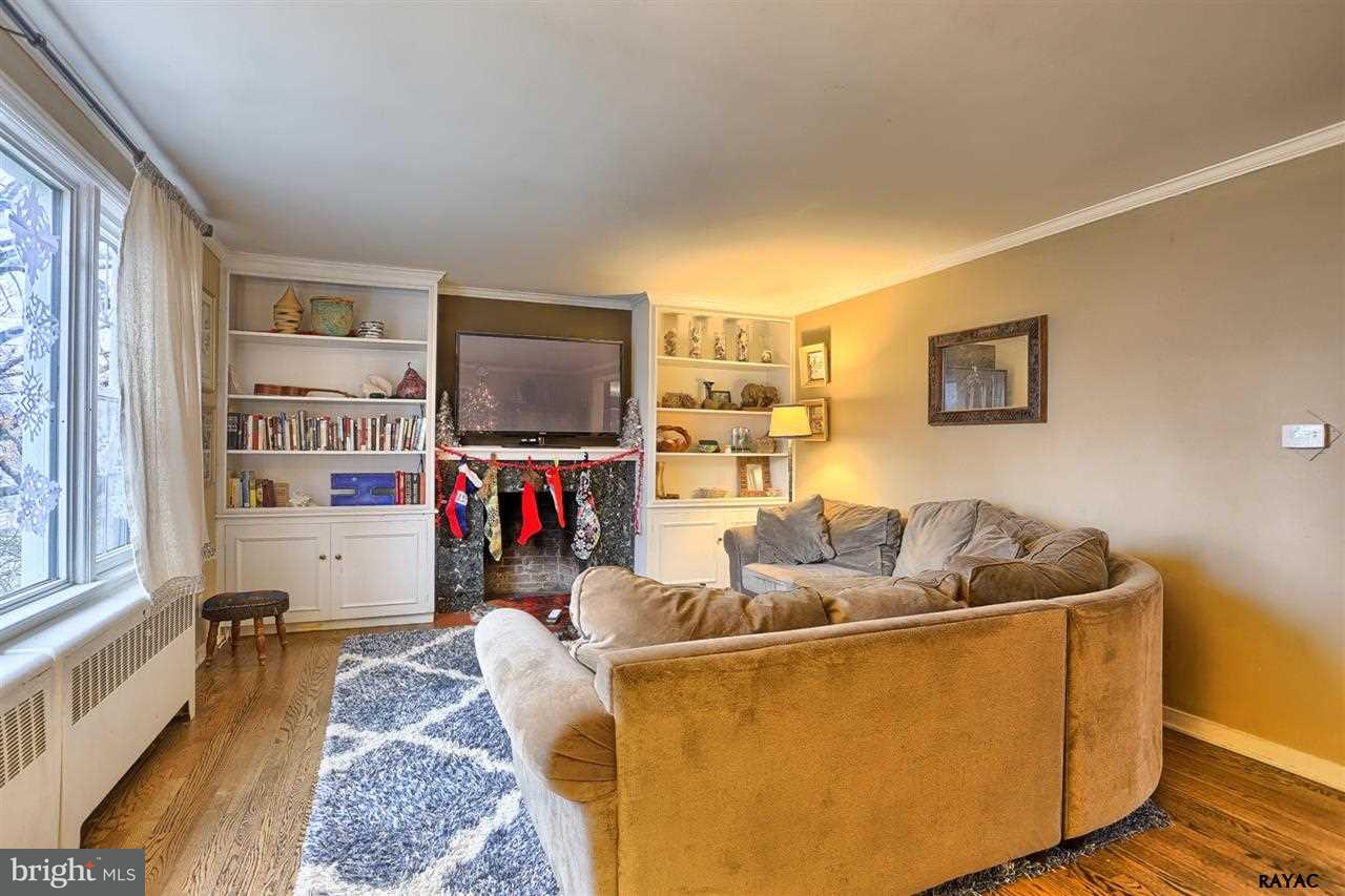 144 Highland Road York, PA 17403 - Photo 6 of 31 Gallery Image 6