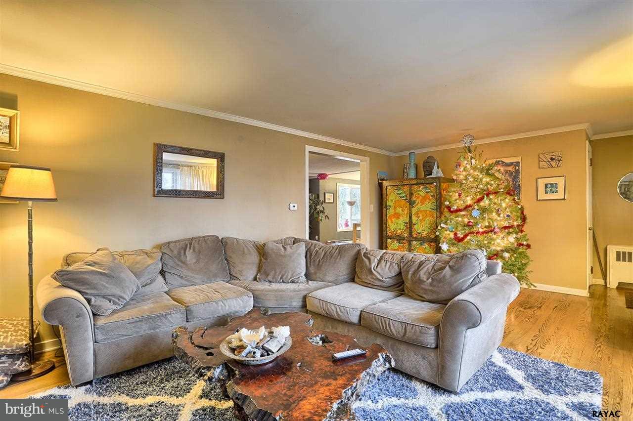 144 Highland Road York, PA 17403 - Photo 7 of 31 Gallery Image 7