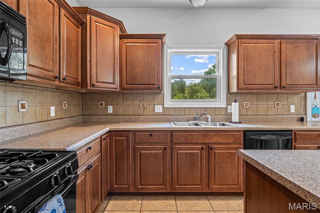 1572 Rue Calais Bonne Terre, MO 63628 - Photo 28 of 60