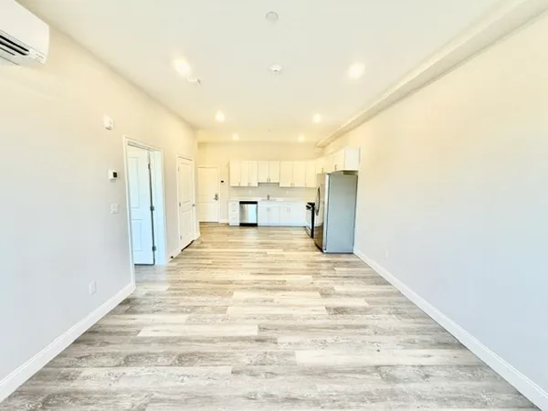 $2,500 | 5 Fremont Street, Unit 105, Winthrop, MA 02152