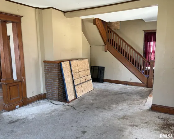 $39,900 | 905 East South Street, Galesburg, IL 61401