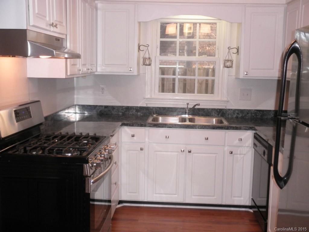 1712 Roxborough Road, Unit B Charlotte, NC 28211 - Photo 6 of 24