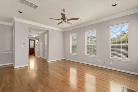 $400,000 | 3210 West Park At Beverly Hills, Houston, TX 77057