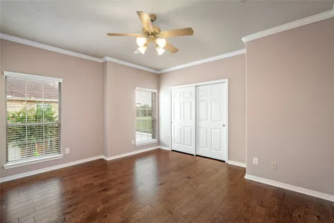 $400,000 | 3210 West Park At Beverly Hills, Houston, TX 77057