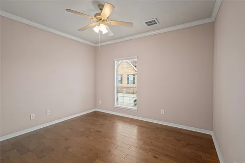 $400,000 | 3210 West Park At Beverly Hills, Houston, TX 77057