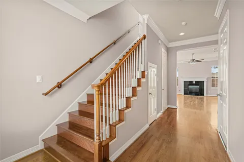 $400,000 | 3210 West Park At Beverly Hills, Houston, TX 77057