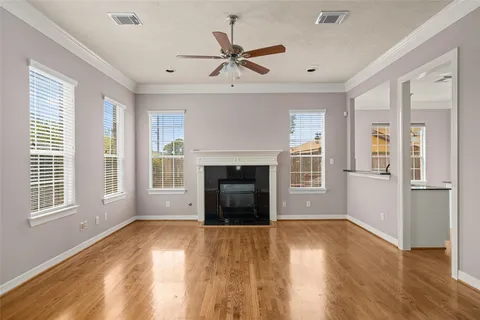 $400,000 | 3210 West Park At Beverly Hills, Houston, TX 77057