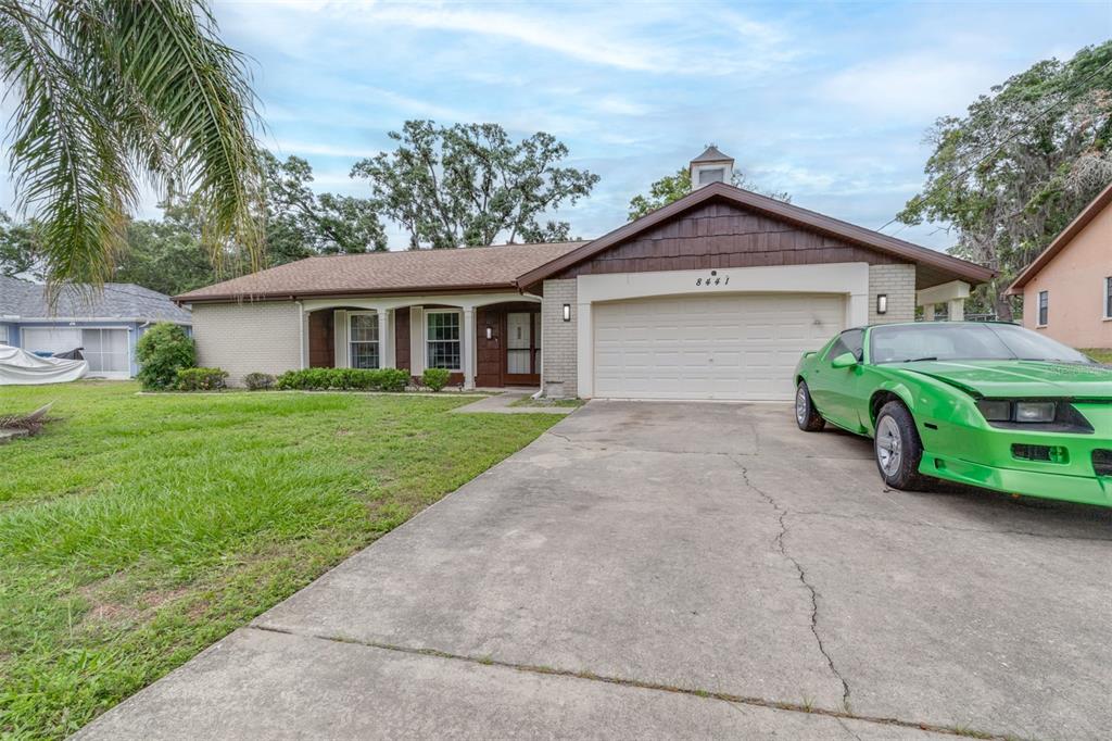 8441 Braganza Street Spring Hill, FL 34608 - Photo 2 of 33
