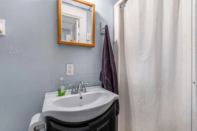 $400,000 | 914 Courtney Street Northwest, Grand Rapids, MI 49504