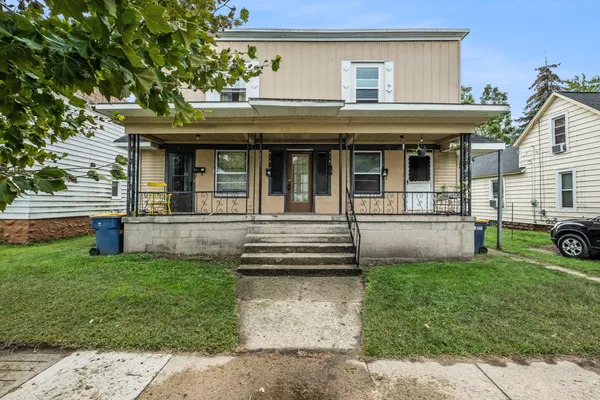 $400,000 | 914 Courtney Street Northwest, Grand Rapids, MI 49504