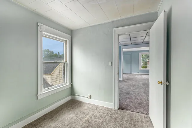 $400,000 | 914 Courtney Street Northwest, Grand Rapids, MI 49504