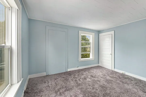 $400,000 | 914 Courtney Street Northwest, Grand Rapids, MI 49504