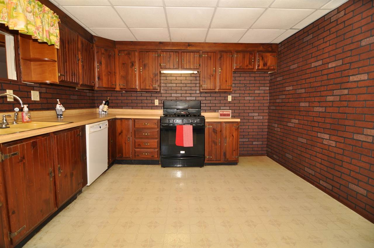 4415 Fickas Road Evansville, IN 47714 - Photo 9 of 21 Gallery Image 9