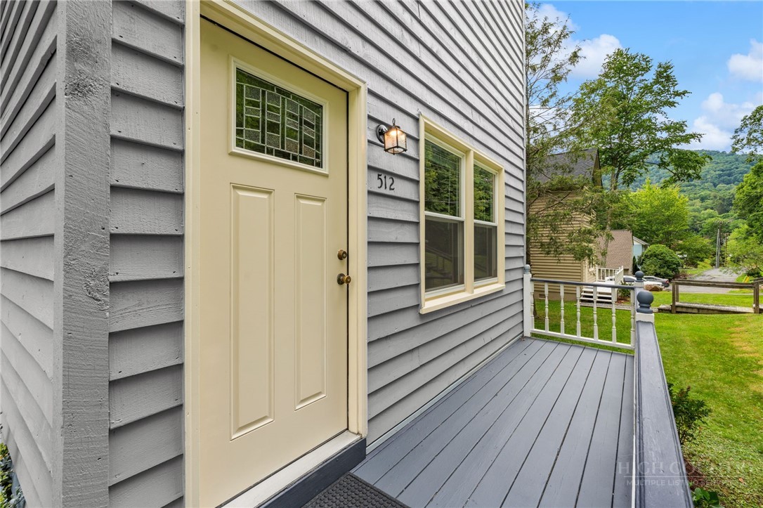 512 Poplar Grove Road Boone, NC 28607 - Photo 4 of 46