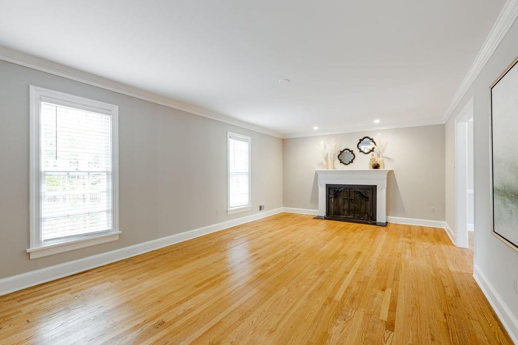 2736 Kenmore Road Richmond, VA 23225 - Photo 12 of 43 Gallery Image 12
