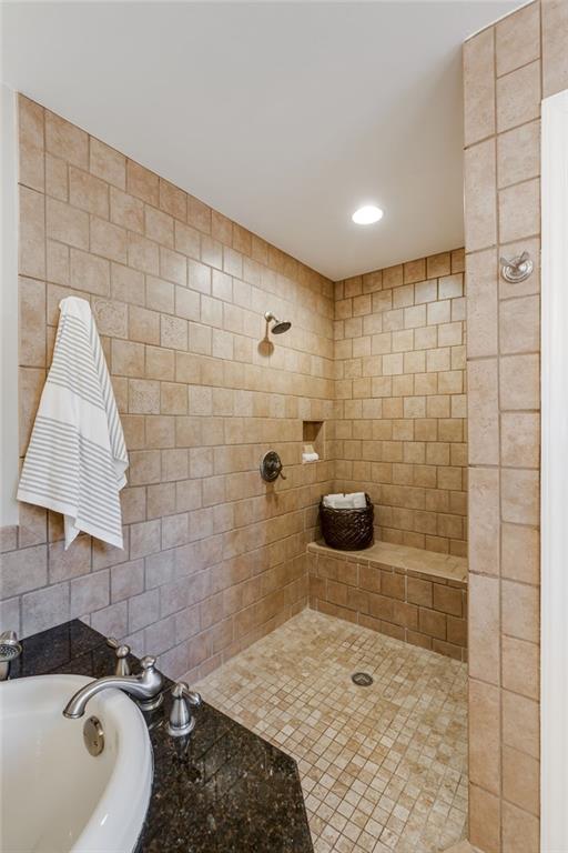 2736 Kenmore Road Richmond, VA 23225 - Photo 27 of 43 Primary Bath