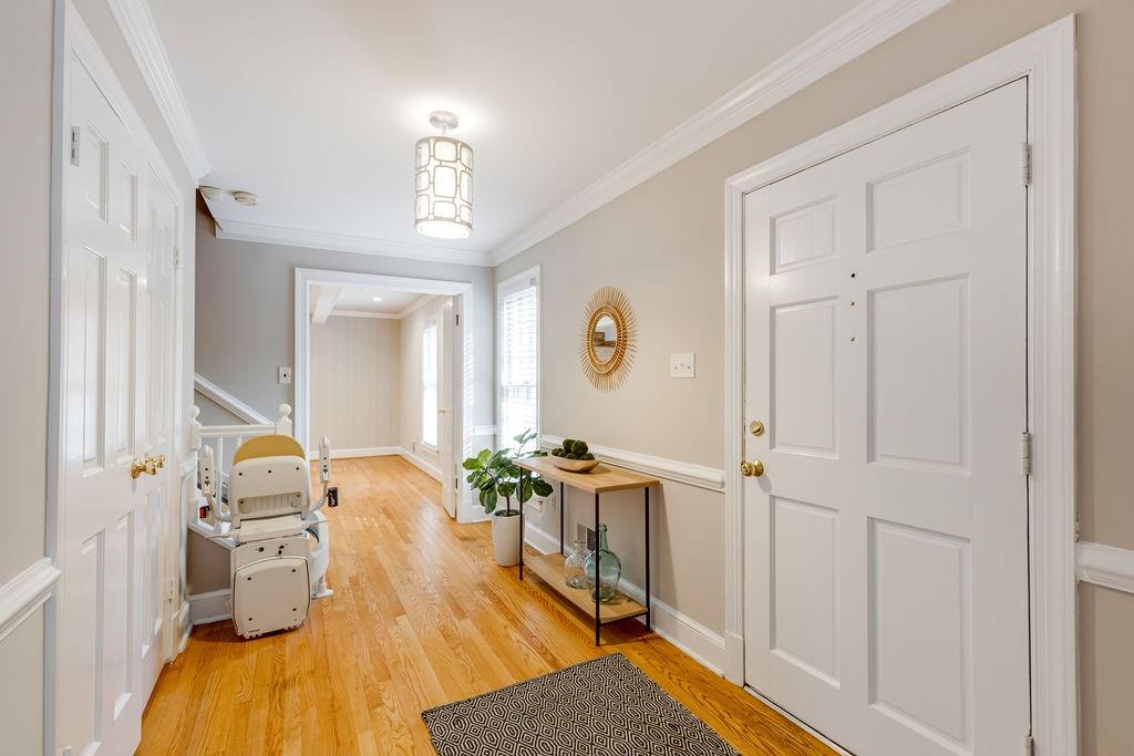 2736 Kenmore Road Richmond, VA 23225 - Photo 5 of 43 Gallery Image 5