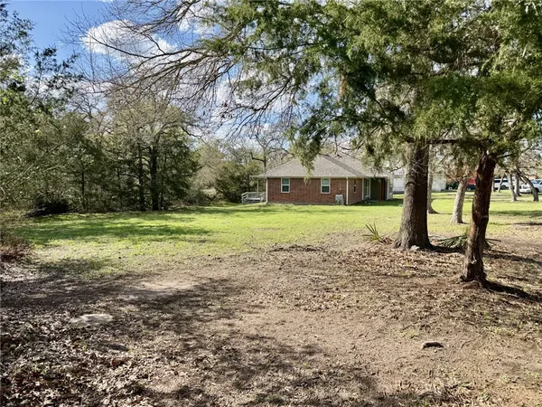 $249,000 | 712 Tanglewood, Somerville, TX 77879