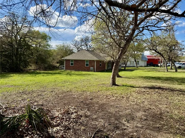 $249,000 | 712 Tanglewood, Somerville, TX 77879