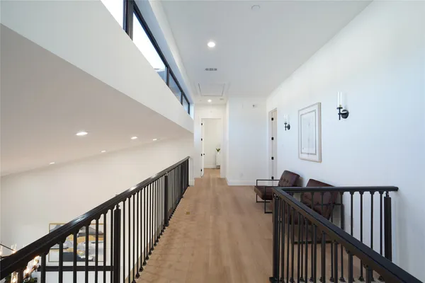 $1,945,000 | 4708 Laurel Street, Bellaire, TX 77401