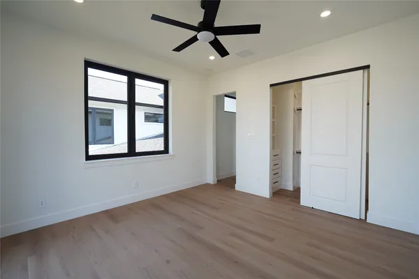 $1,945,000 | 4708 Laurel Street, Bellaire, TX 77401