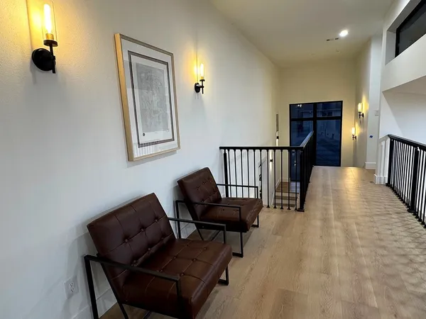 $1,945,000 | 4708 Laurel Street, Bellaire, TX 77401