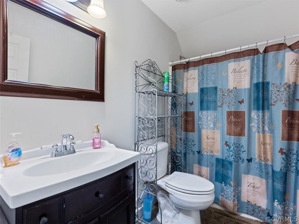 11736 Winterpock Road Chesterfield, VA 23838 - Photo 42 of 50 a bathroom with a sink toilet and shower